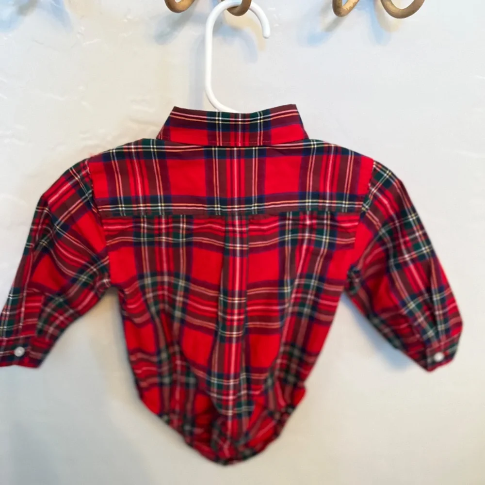 janie and jack christmas Classic tartan plaid patterning boy onesie - Picture 2 of 4